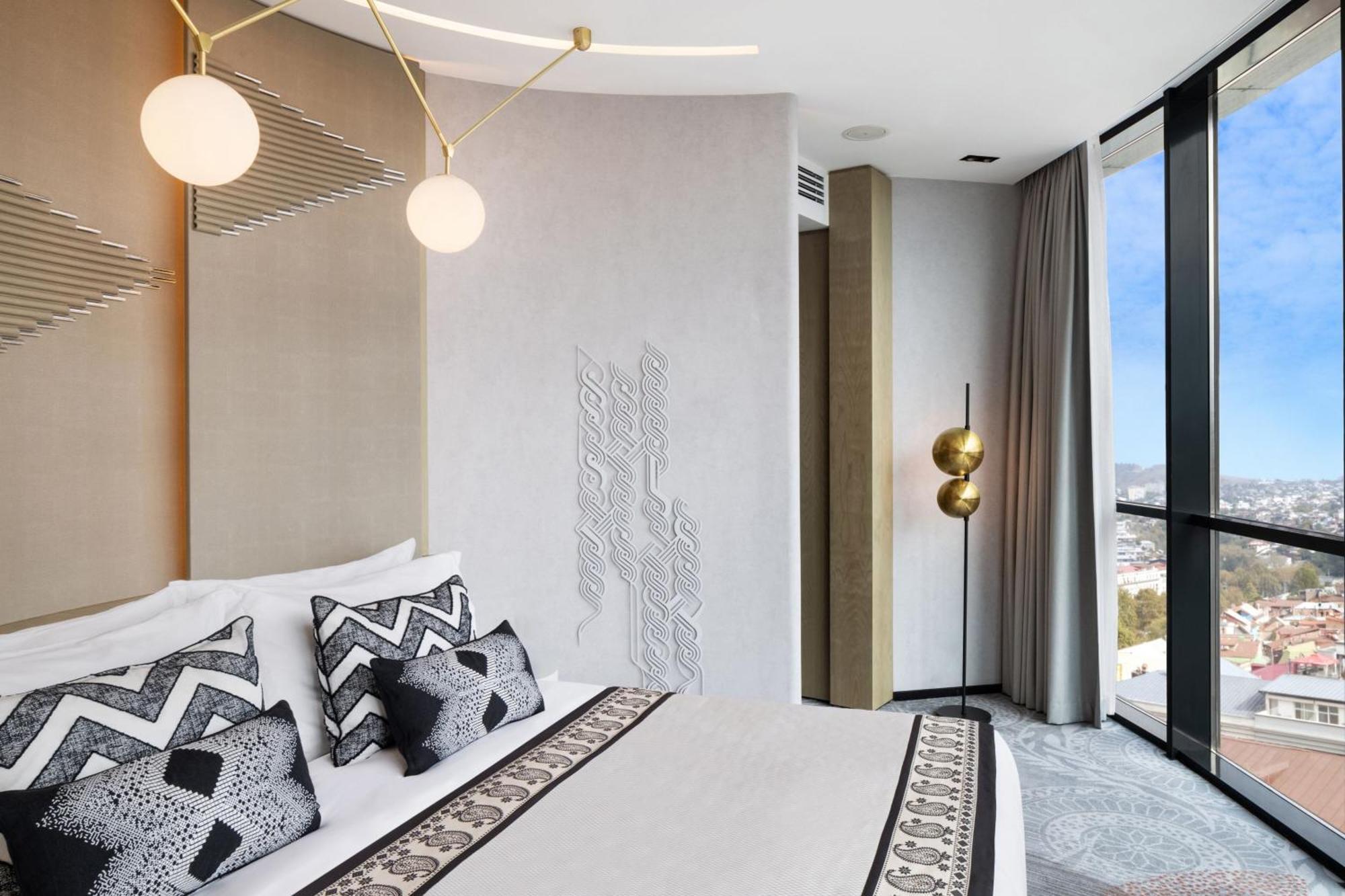 Paragraph Freedom Square, A Luxury Collection Hotel, Tbilisi Eksteriør billede