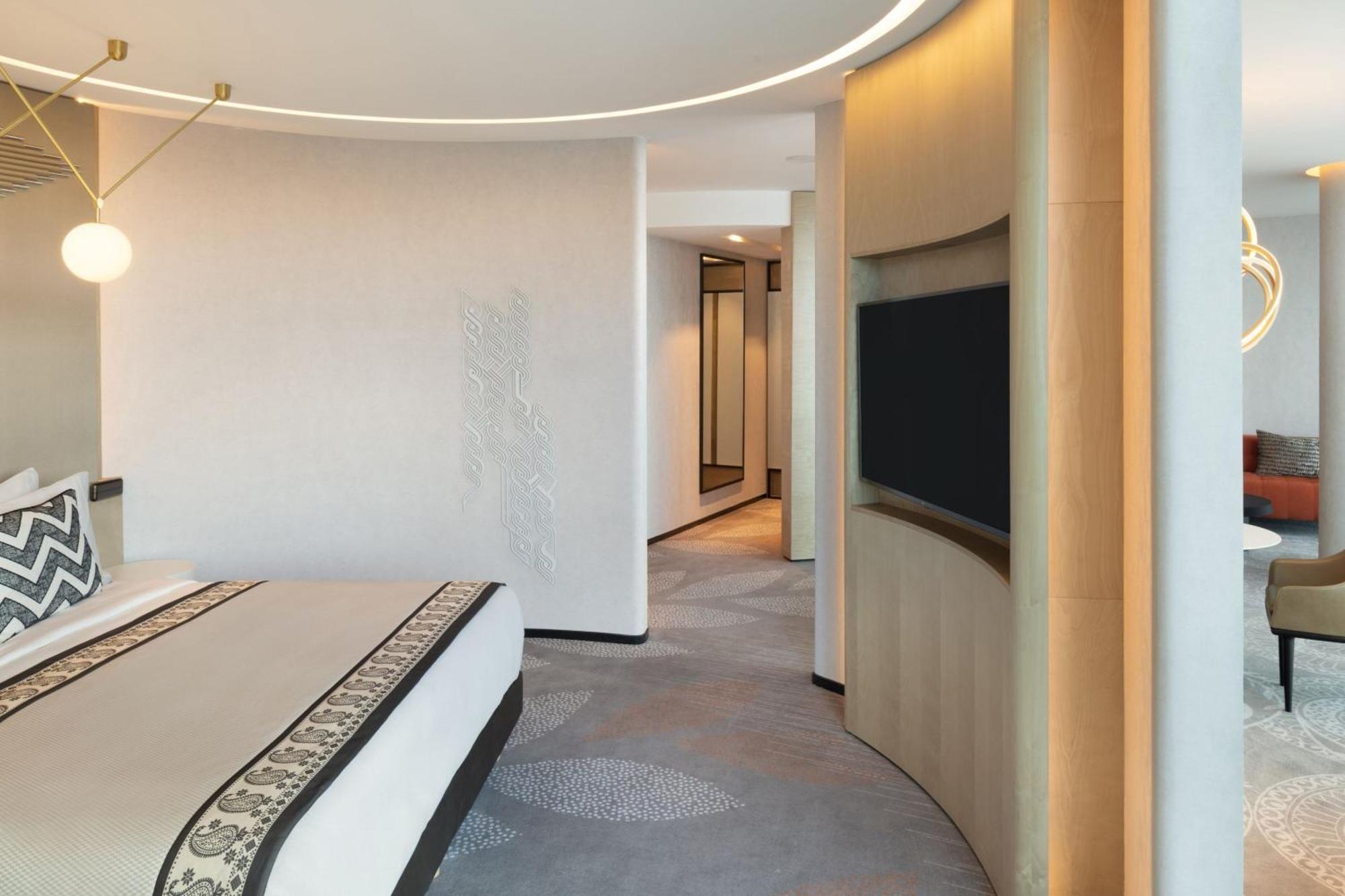 Paragraph Freedom Square, A Luxury Collection Hotel, Tbilisi Eksteriør billede